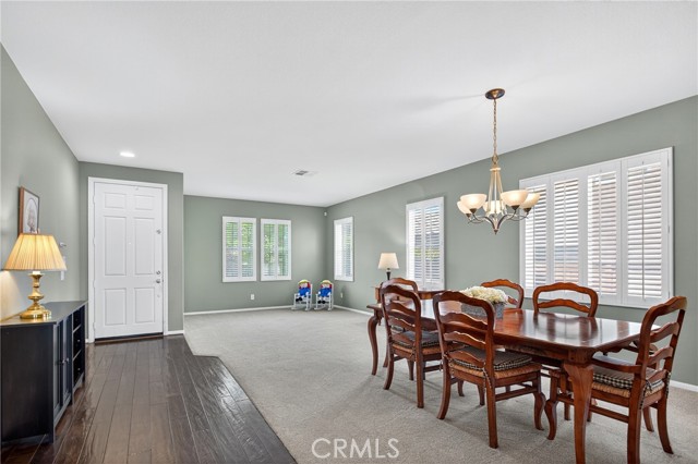 Detail Gallery Image 4 of 60 For 33888 Madrigal Ct, Temecula,  CA 92592 - 5 Beds | 3 Baths