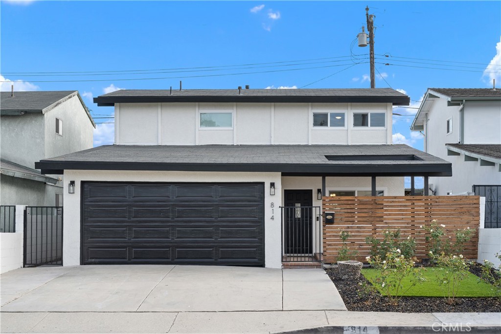 814 E Calbas Street