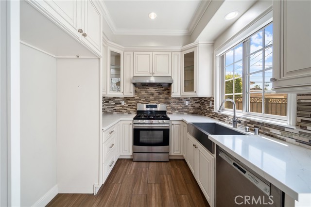 130 Alta Street, Arcadia CA: https://media.crmls.org/medias/63f7be4c-a0be-4bb9-9605-430592d73701.jpg