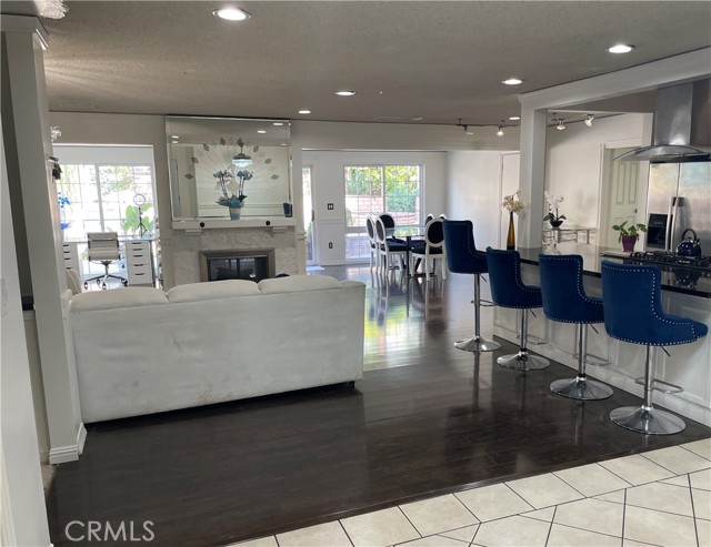 Detail Gallery Image 2 of 17 For 2002 La Cana Dr, Hacienda Heights,  CA 91745 - 3 Beds | 2 Baths