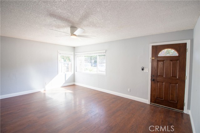 Detail Gallery Image 6 of 32 For 1133 1133 Circle City Dr, Corona,  CA 92882 - 2 Beds | 2 Baths