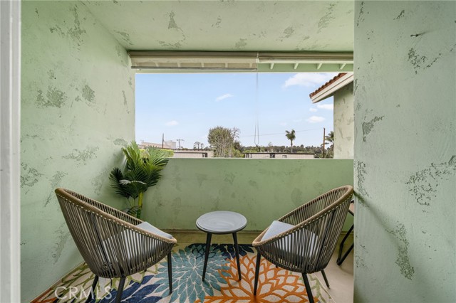 Detail Gallery Image 33 of 39 For 383 Park Ave, Long Beach,  CA 90814 - 3 Beds | 3 Baths