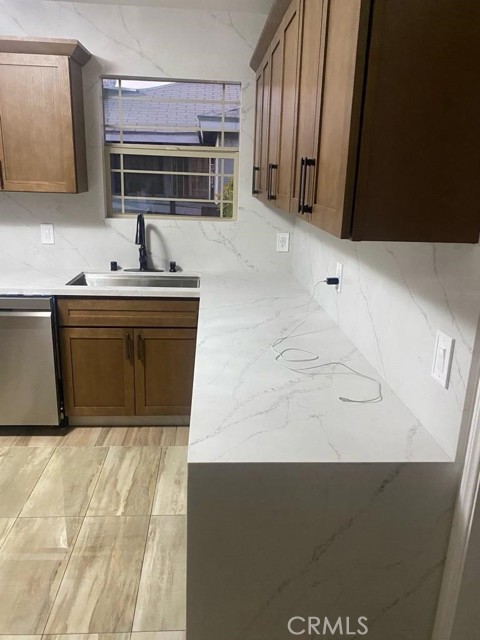 Image 5 of 13 For 307 Broadacres Avenue