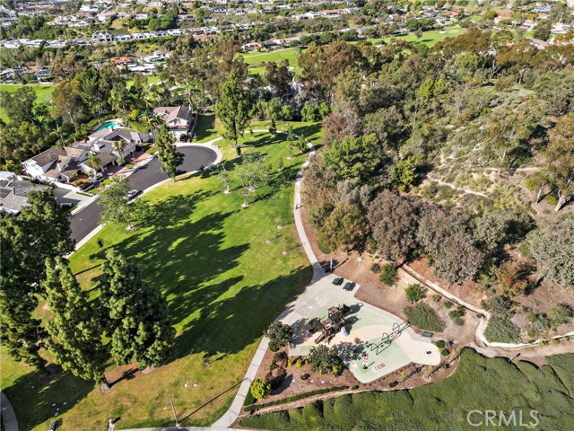 Detail Gallery Image 14 of 62 For 24332 Bellerive Circle, Laguna Niguel,  CA 92677 - 4 Beds | 3/1 Baths