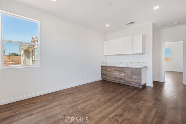 Detail Gallery Image 18 of 46 For 14424 Buvan Ct, Moreno Valley,  CA 92555 - 5 Beds | 3/1 Baths