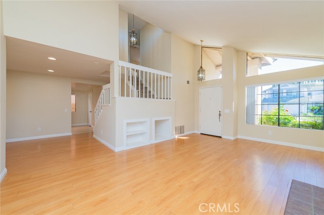 Detail Gallery Image 5 of 27 For 11 Gainesmill, Irvine,  CA 92620 - 3 Beds | 2/1 Baths