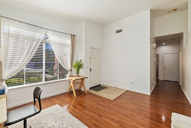 Detail Gallery Image 14 of 36 For 22686 Hannah Ct, Corona,  CA 92883 - 3 Beds | 2 Baths