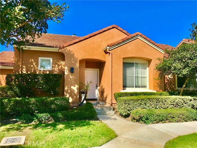Detail Gallery Image 1 of 12 For 20 La Ronda, Irvine,  CA 92606 - 3 Beds | 2 Baths