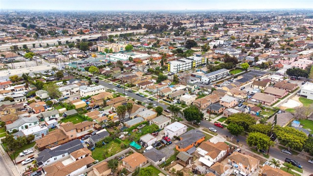 Detail Gallery Image 10 of 15 For 611 W 91st St, Los Angeles,  CA 90044 - 3 Beds | 2 Baths