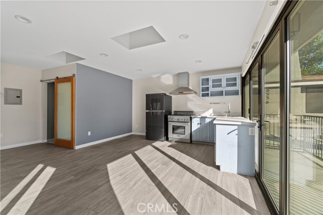 Detail Gallery Image 11 of 38 For 4536 Maycrest St, Los Angeles,  CA 90032 - 3 Beds | 3 Baths