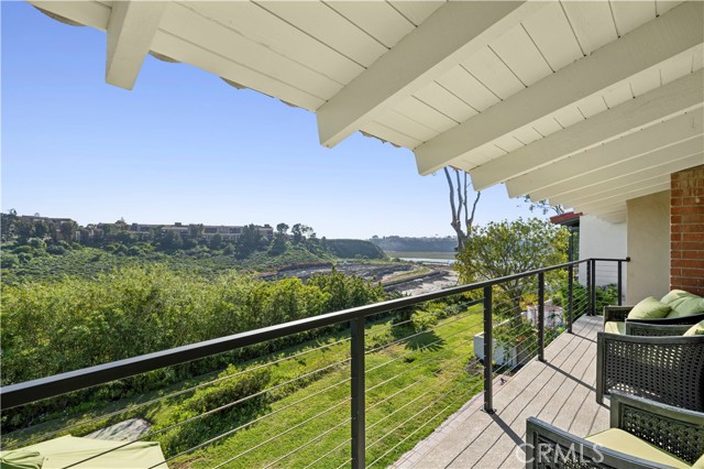 Detail Gallery Image 26 of 36 For 659 Vista Bonita, Newport Beach,  CA 92660 - 2 Beds | 2/1 Baths