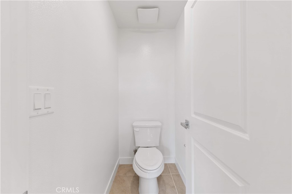 https://media.crmls.org/medias/64028ad4-9208-45e8-80b6-0adeb914f577.jpg?preset=X-Large