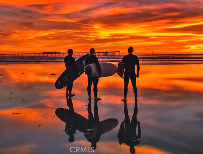 https://media.crmls.org/medias/6402a2df-3363-44d7-b507-2fc656bfc8f8.jpg?preset=X-Large