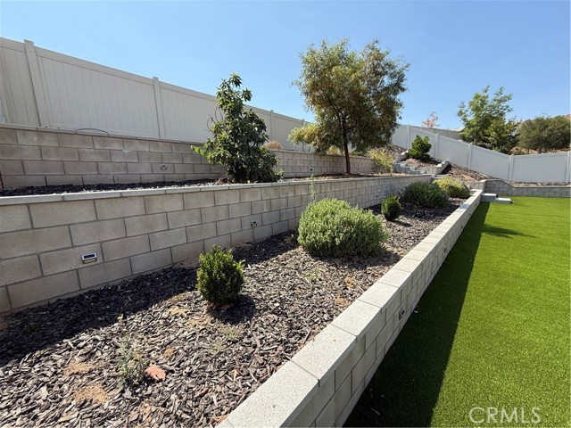 672 Suukat Court, San Jacinto CA: https://media.crmls.org/medias/64035a95-934f-48f6-995f-7d67e08cfaf8.jpg