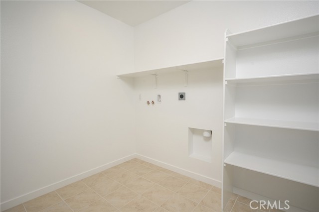 Detail Gallery Image 8 of 13 For 26128 San Luis St, Loma Linda,  CA 92373 - 4 Beds | 3 Baths