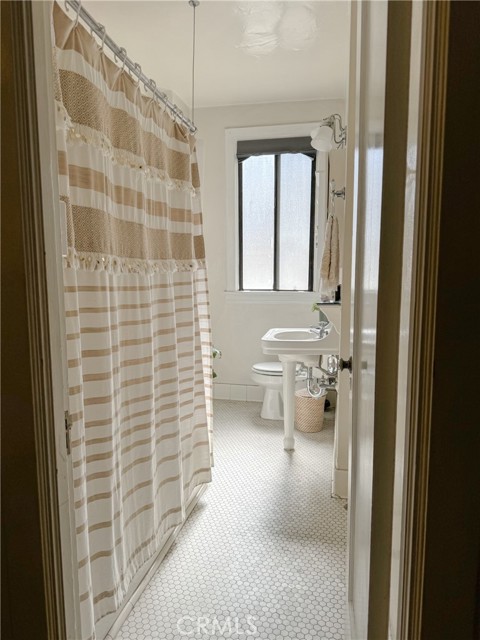 Detail Gallery Image 11 of 34 For 315 W 3rd St #203,  Long Beach,  CA 90802 - 1 Beds | 1 Baths