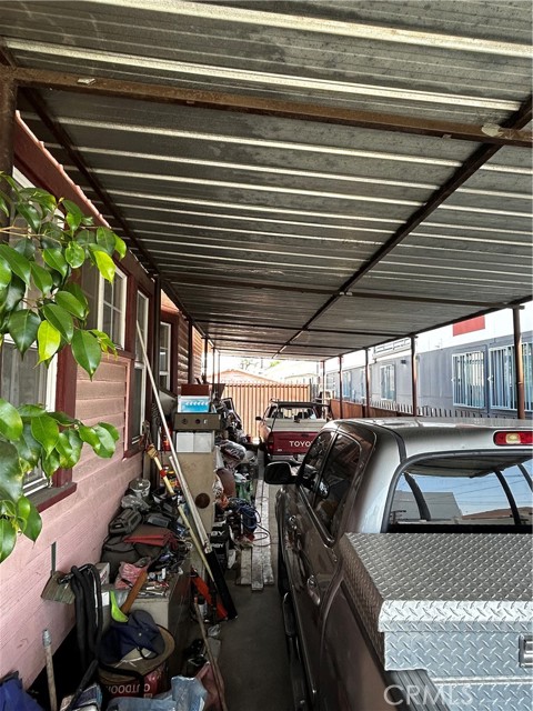 Detail Gallery Image 8 of 8 For 1605 W 35th, Los Angeles,  CA 90018 - 2 Beds | 1 Baths