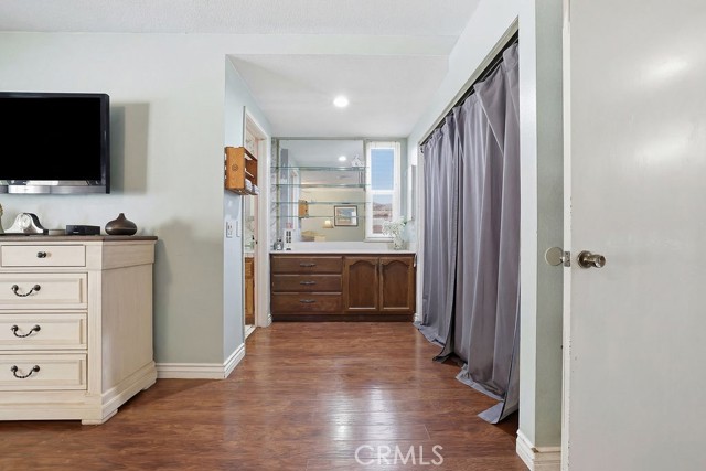 Detail Gallery Image 27 of 51 For 29223 Flowerpark Dr, Canyon Country,  CA 91387 - 3 Beds | 2 Baths