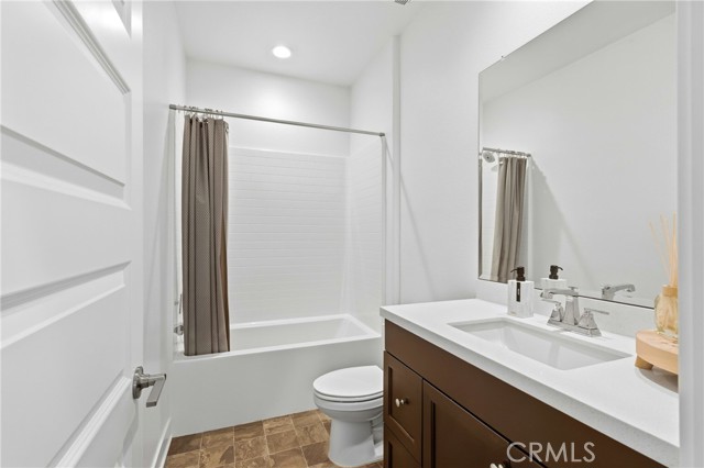 Detail Gallery Image 21 of 45 For 24942 Whispering, Menifee,  CA 92584 - 5 Beds | 3 Baths