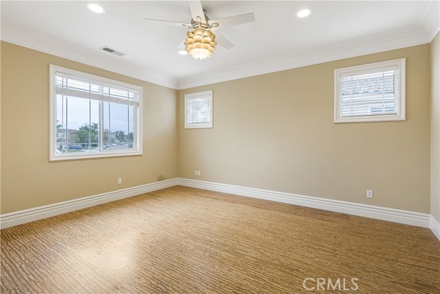 3669 Strata Drive, Carlsbad CA: https://media.crmls.org/medias/640818c9-bb8e-47aa-ab89-66eceed7f428.jpg