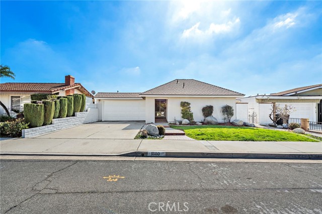 MLS# OC24038915