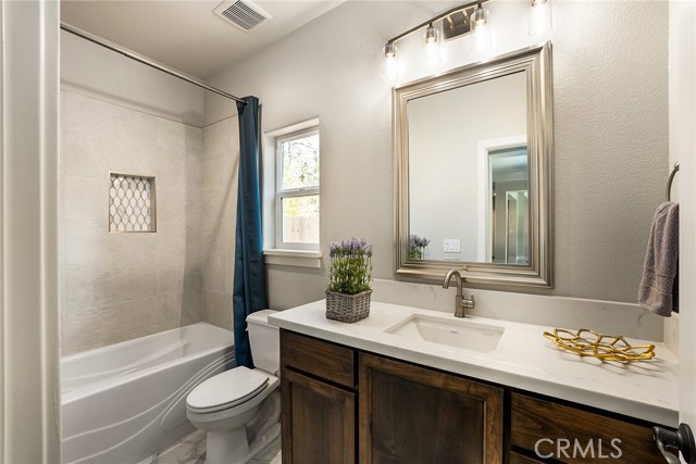 Detail Gallery Image 19 of 34 For 449 Nottingham Dr, Paradise,  CA 95969 - 3 Beds | 2 Baths