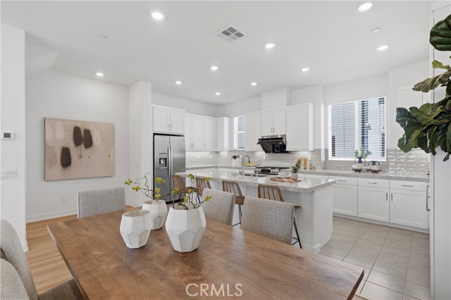 Detail Gallery Image 11 of 60 For 253 Sash, Irvine,  CA 92618 - 2 Beds | 2/1 Baths