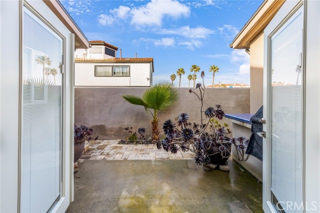 Detail Gallery Image 27 of 40 For 16512 23rd St, Sunset Beach,  CA 90742 - 3 Beds | 3 Baths