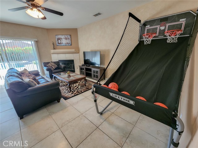 Detail Gallery Image 24 of 59 For 43620 Brahea Ct, Indio,  CA 92201 - 5 Beds | 3/1 Baths