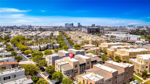 5325 Pacific Terrace, Hawthorne CA: https://media.crmls.org/medias/640a7570-6192-4594-8761-46e278e5c188.jpg