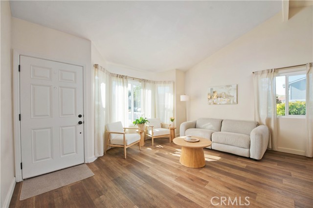 Detail Gallery Image 8 of 37 For 29130 Highplains Ct, Castaic,  CA 91384 - 4 Beds | 3 Baths