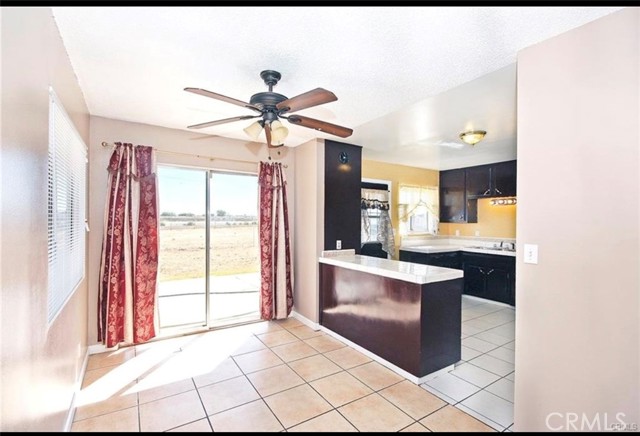 Detail Gallery Image 4 of 7 For 18247 Delicious St, Adelanto,  CA 92301 - 2 Beds | 1/1 Baths