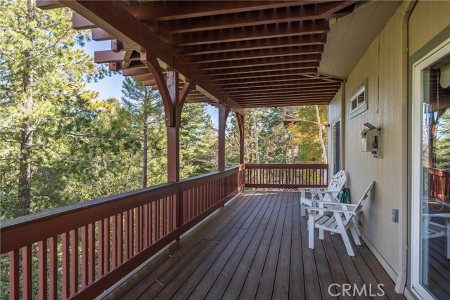 Detail Gallery Image 21 of 52 For 26329 Spyglass, Lake Arrowhead,  CA 92352 - 5 Beds | 3/1 Baths