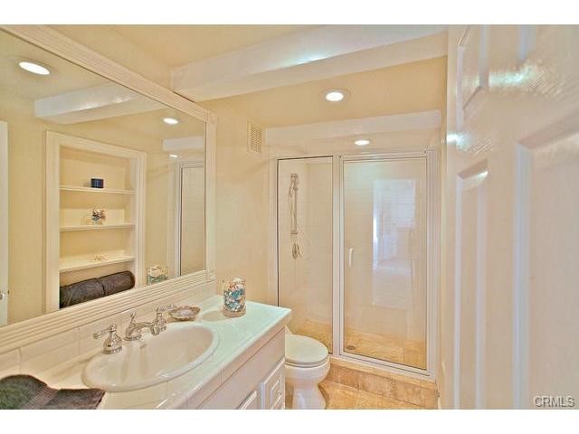 Detail Gallery Image 18 of 24 For 16767 Bayview Dr, Sunset Beach,  CA 92649 - 3 Beds | 2 Baths