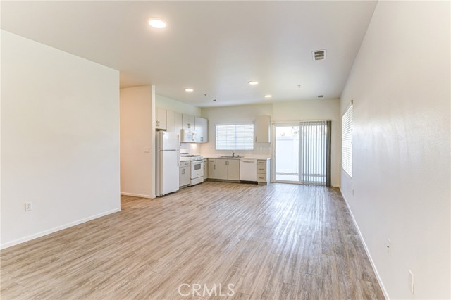 Detail Gallery Image 5 of 24 For 13177 Edgemont #11,  Moreno Valley,  CA 92553 - 2 Beds | 2 Baths