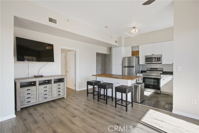 Detail Gallery Image 8 of 20 For 388 E Ocean Bld #302,  Long Beach,  CA 90802 - 1 Beds | 1 Baths