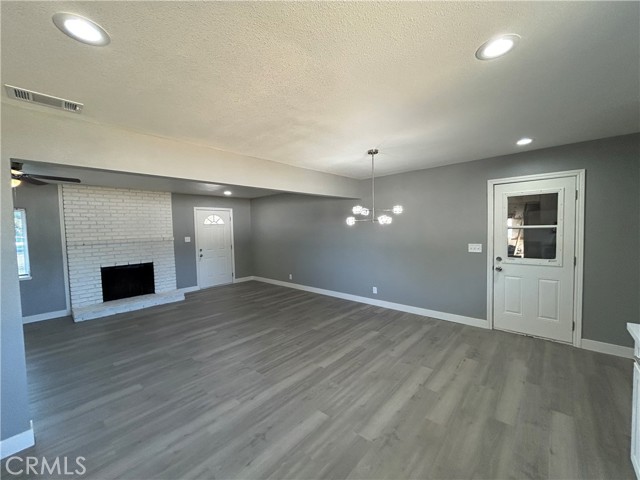 Detail Gallery Image 4 of 17 For 1935 16th St, Olivehurst,  CA 95961 - 3 Beds | 1 Baths