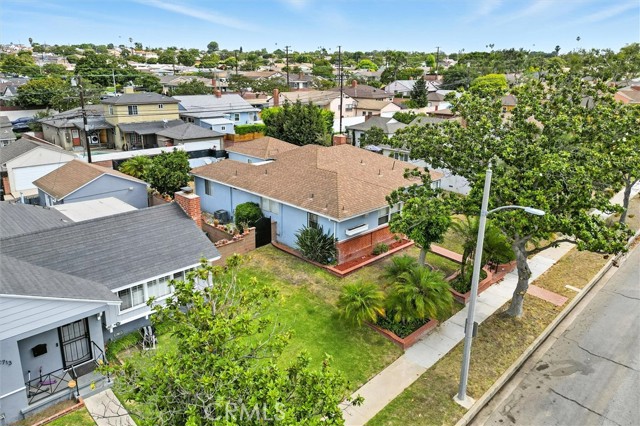 2709 W 109th Street, Inglewood CA: https://media.crmls.org/medias/640bcd55-2050-4e47-907b-c497823cb850.jpg
