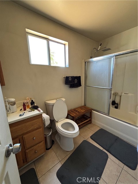 5620 & 5618 Cartwright Avenue, North Hollywood CA: https://media.crmls.org/medias/640c52a8-8c9e-4e22-abb2-c8f87d8a8147.jpg