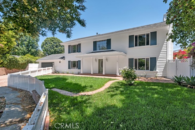 9500 Texhoma Avenue, Northridge CA: https://media.crmls.org/medias/640cecdf-c8c1-4a47-bb4b-1144bb6fd7f4.jpg
