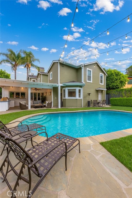 Detail Gallery Image 31 of 37 For 12722 Halkirk St, Studio City,  CA 91604 - 5 Beds | 5 Baths