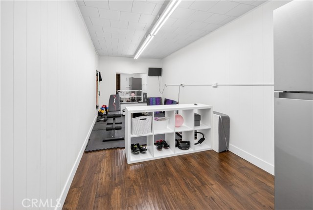 Detail Gallery Image 33 of 36 For 5240 Yarmouth, Encino,  CA 91316 - 3 Beds | 2/1 Baths