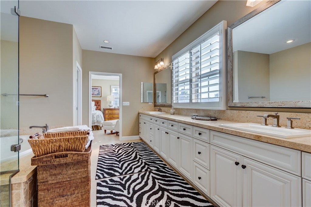 MLS #OC26130603 image #36