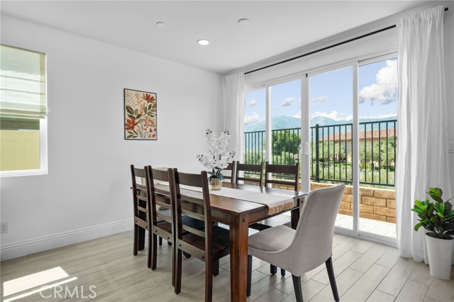 Detail Gallery Image 12 of 45 For 24205 Selwood Dr, Corona,  CA 92883 - 3 Beds | 2 Baths