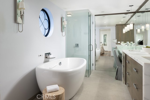 604 Begonia Avenue, Corona del Mar CA: https://media.crmls.org/medias/6410646b-b2da-4dba-ade9-369ca2de73d3.jpg