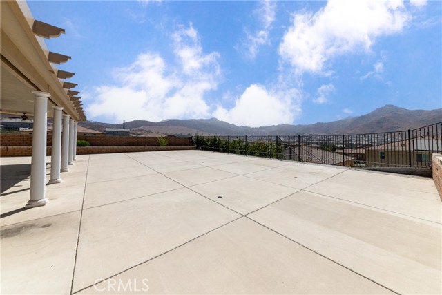 Detail Gallery Image 41 of 59 For 21047 Iron Rail Dr, Riverside,  CA 92507 - 5 Beds | 2/1 Baths