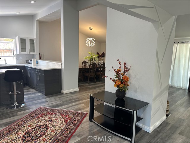 20723 Dolorosa Street, Woodland Hills CA: https://media.crmls.org/medias/6410bb87-962c-4f35-a7b3-3e075ad5d510.jpg