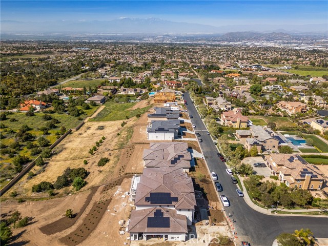 Detail Gallery Image 32 of 36 For 4186 Jameson Dr, Corona,  CA 92881 - 5 Beds | 5/1 Baths