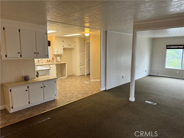 Detail Gallery Image 11 of 41 For 929 E Foothill Bld #212,  Upland,  CA 91786 - 3 Beds | 2 Baths