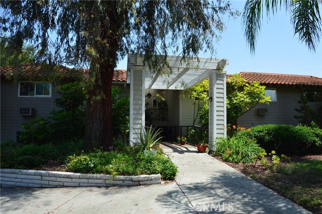 967 Calle Aragon, Laguna Woods CA: https://media.crmls.org/medias/64116ecb-e711-4e90-9c3c-4a5e93ebe3c1.jpg